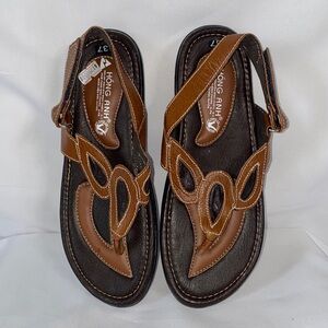 BRAND: Hong Anh / SIZE: 6.7 (37) NWOT